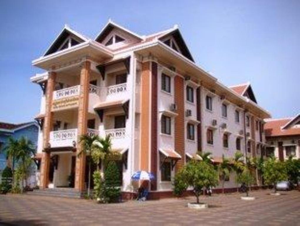 Victoria Hotel Battambang Zewnętrze zdjęcie