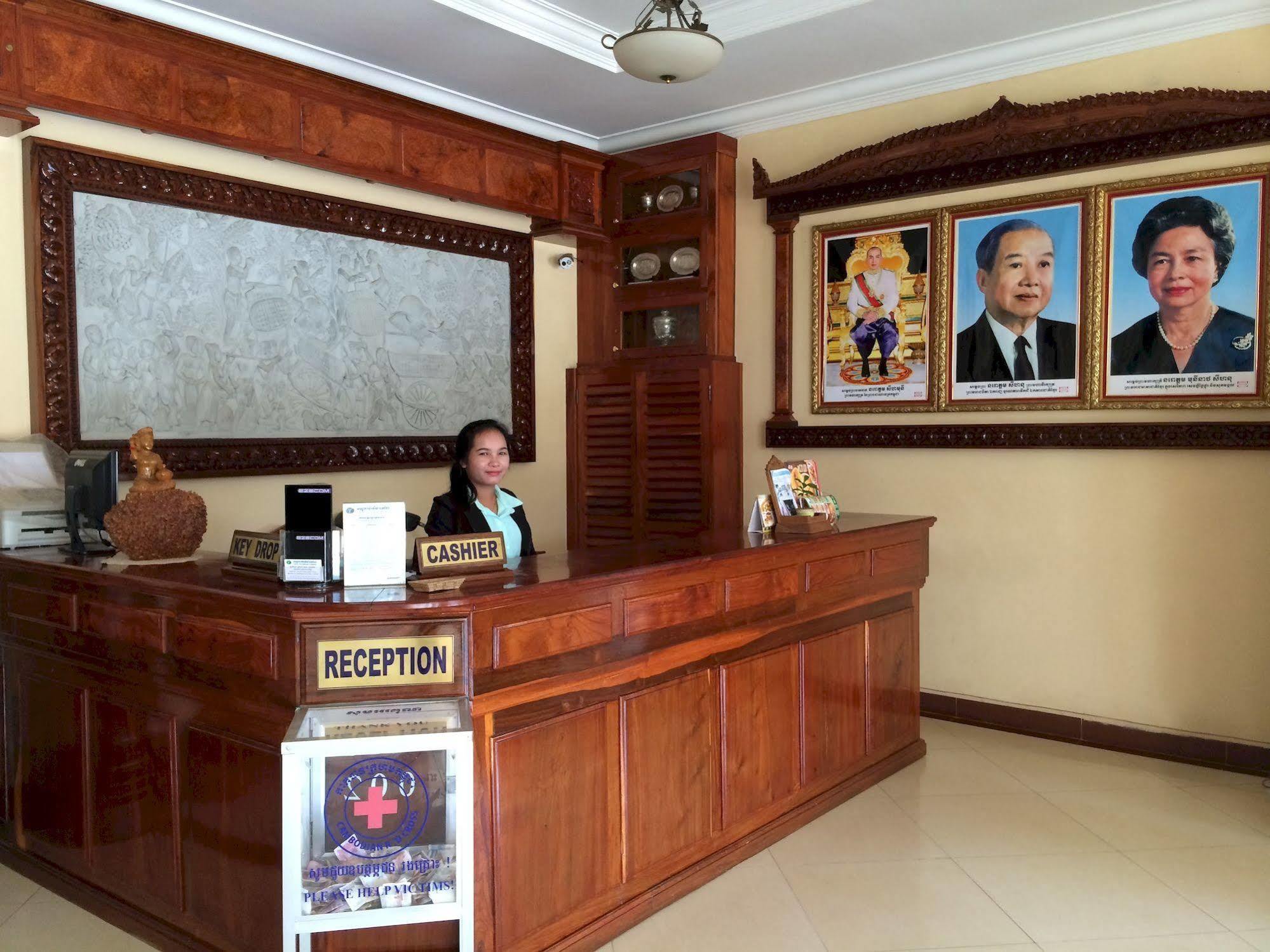 Victoria Hotel Battambang Zewnętrze zdjęcie